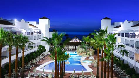 Costa Del Sol Resort Hotel .